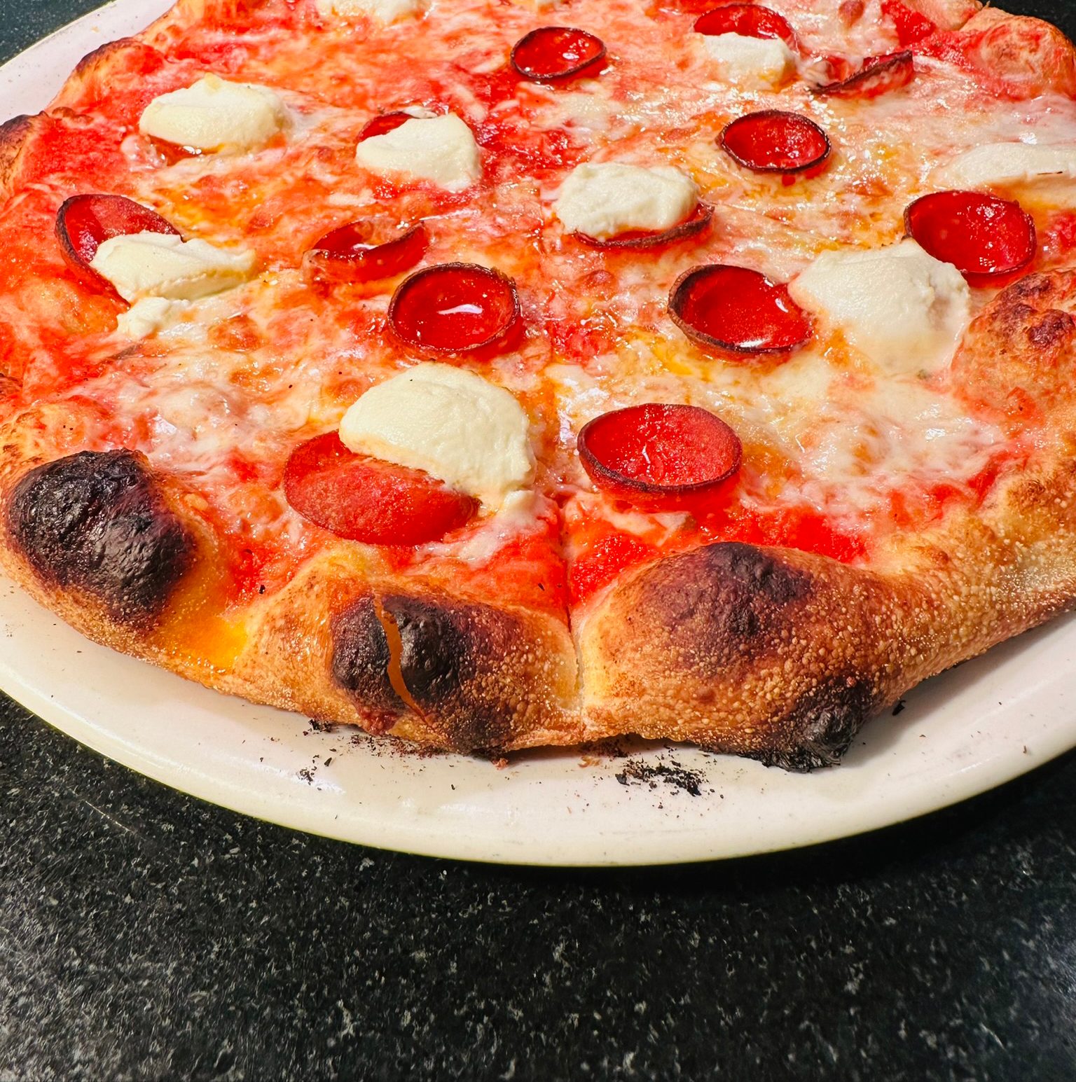 Luna Rossa Pizza.
